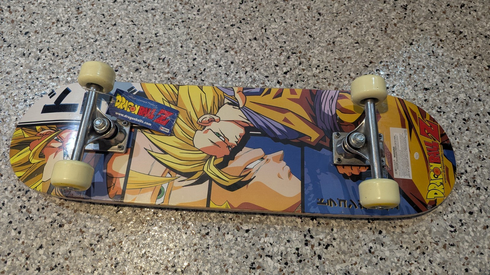 DragonBallZ.com Super Saiyan 3 Goku Skateboard Deck