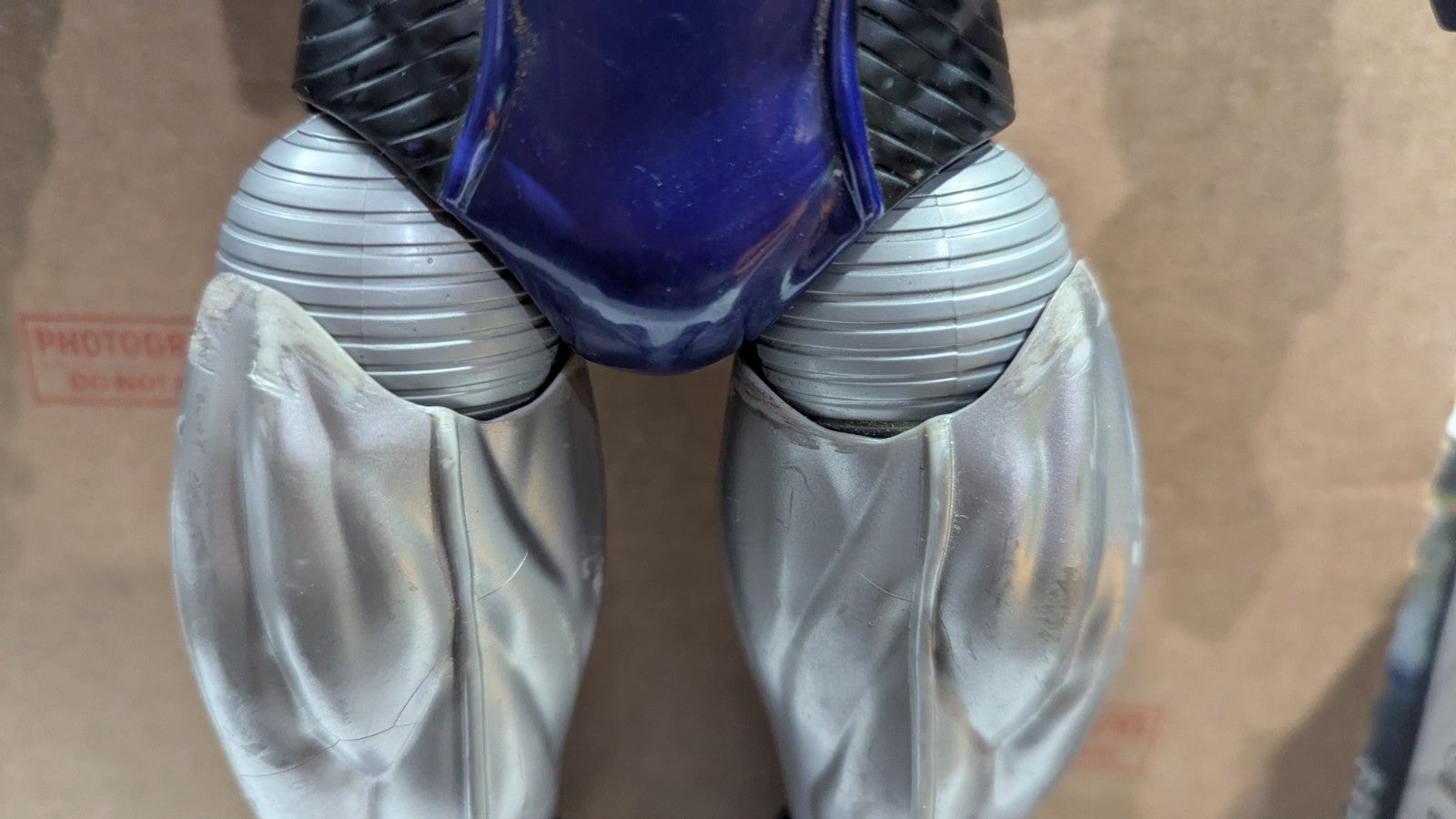 2010 Marvel Masterworks SENTINEL 16" Lights/Sound work (batteries included)