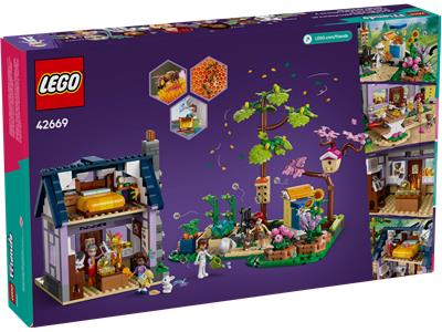 42669 LEGO Friends Great Outdoors Beekeepers' House and Flower Garden